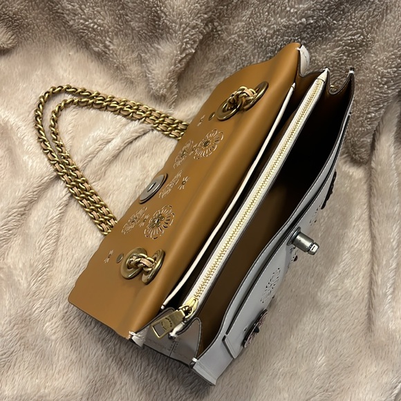 🎉HP🎉 COACH Parker Small Shoulder Bag - Picture 9 of 17